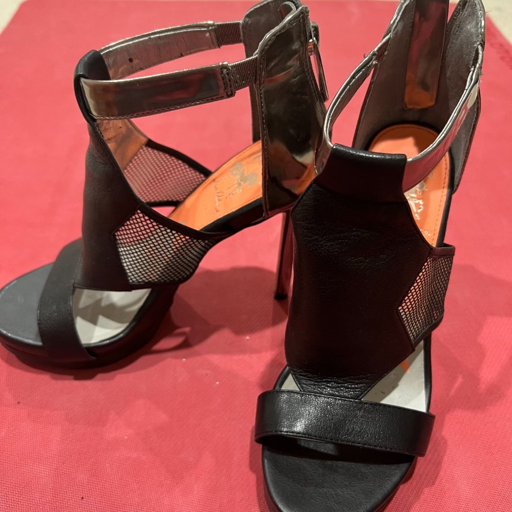 Sam Edelman Silver/Black Leather Strappy Circus Sandals Size 6.5